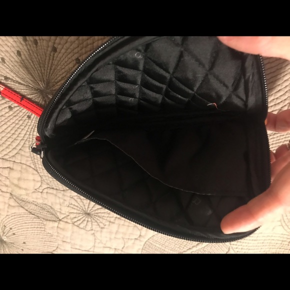 Vera Bradley tech case/wristlet in floral fiesta💐 - Picture 2 of 4